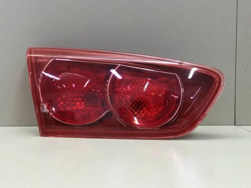 Фонарь задний внутренний левый Mitsubishi Lancer X (CX, CY)  2007>