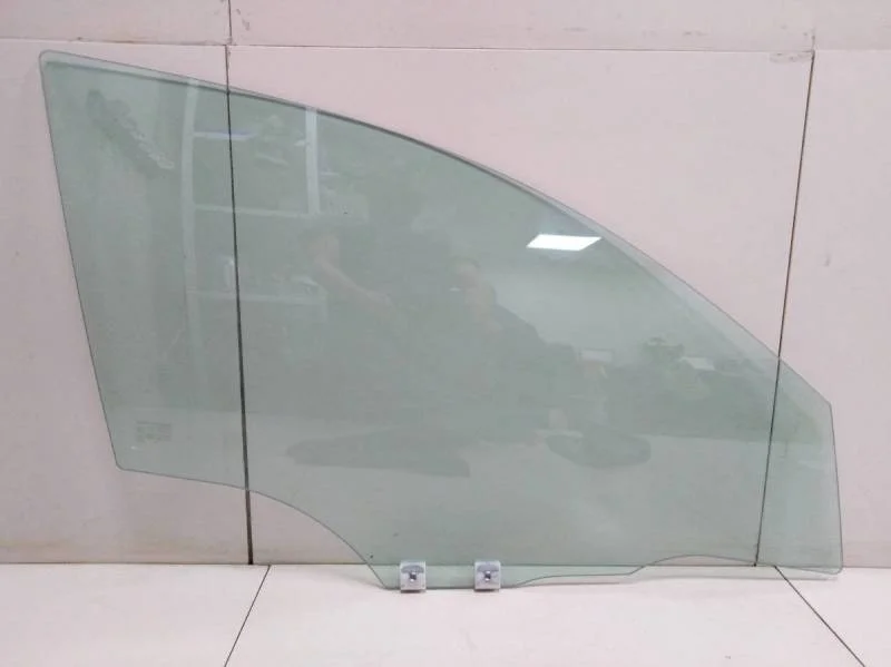 Стекло двери передней правой Mazda Mazda 3 (BK) 2002-2009