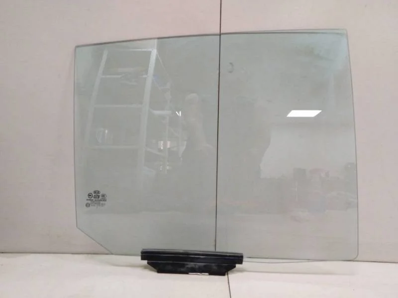 Стекло двери задней правой Kia Picanto (BA) 2005-2011