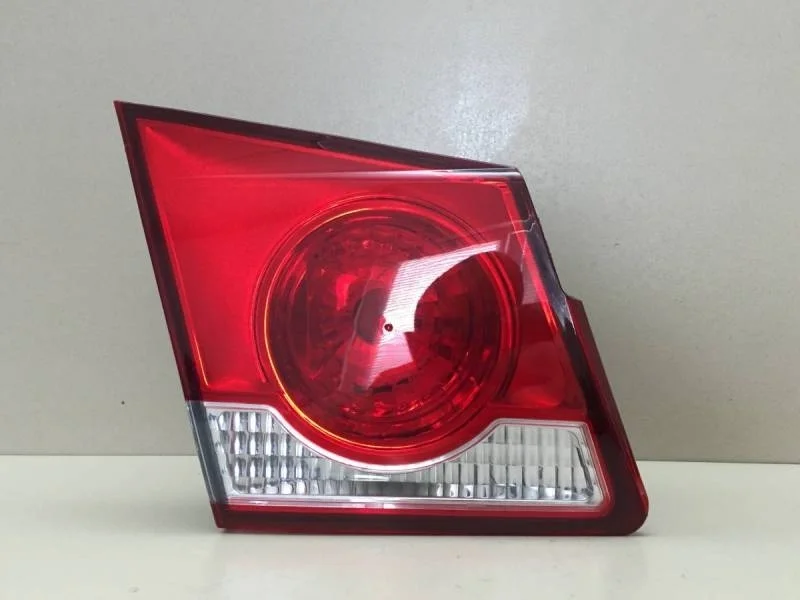 Фонарь задний внутренний левый Chevrolet Cruze (J300) 2009-2016
