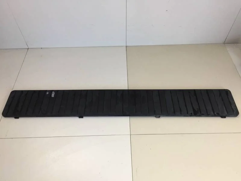 Обшивка двери багажника BMW X5 E53 2000-2007