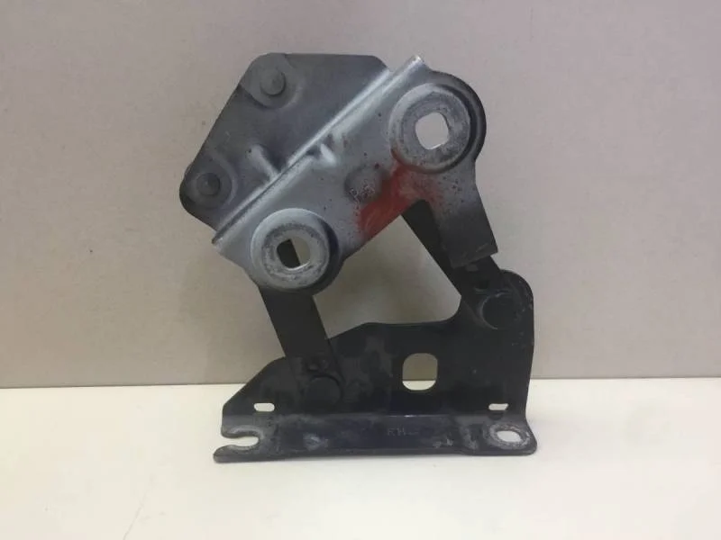 Петля капота правая Land Rover Range Rover 3 (LM) 2002-2012