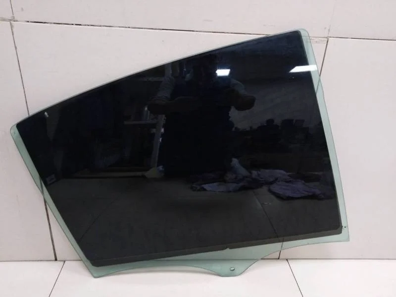 Стекло двери задней правой Renault Laguna (2) 2001-2008