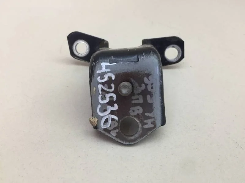 Петля двери задней правой верхняя Mazda Mazda 3 (BL) 2009-2013