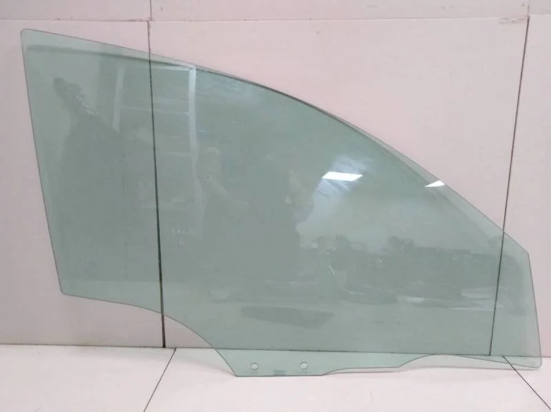Стекло двери передней правой Mazda Mazda 3 (BK) 2002-2009