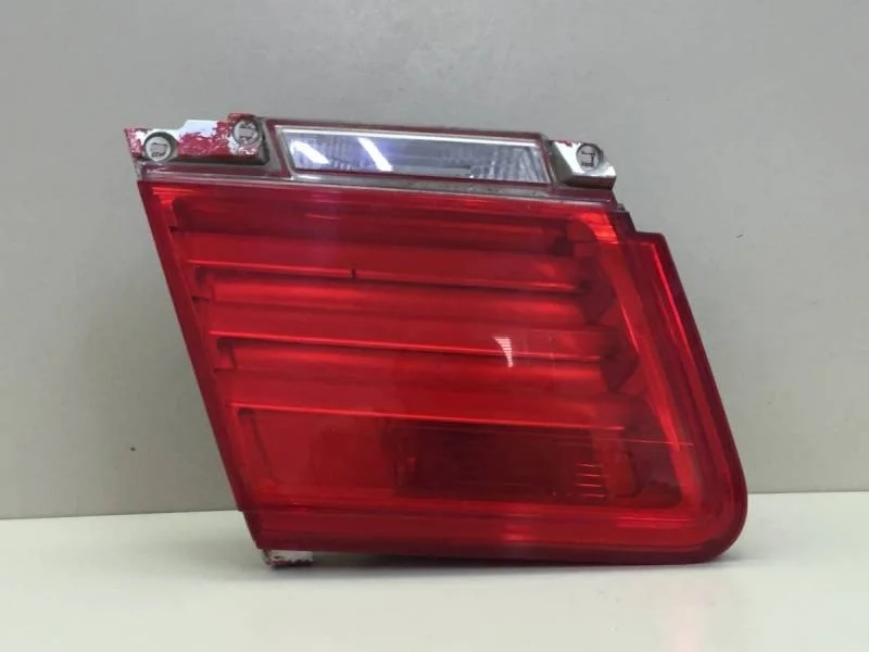 Фонарь задний внутренний левый BMW 7-Series F01  2008-2015