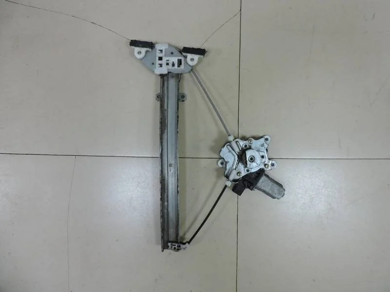 Стеклоподъемник электр. задний правый Mitsubishi Lancer 9  (CS/Classic) 2000-2011