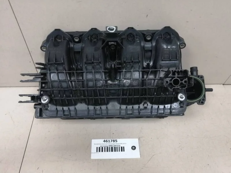 Коллектор впускной Volkswagen Passat B8 2015>