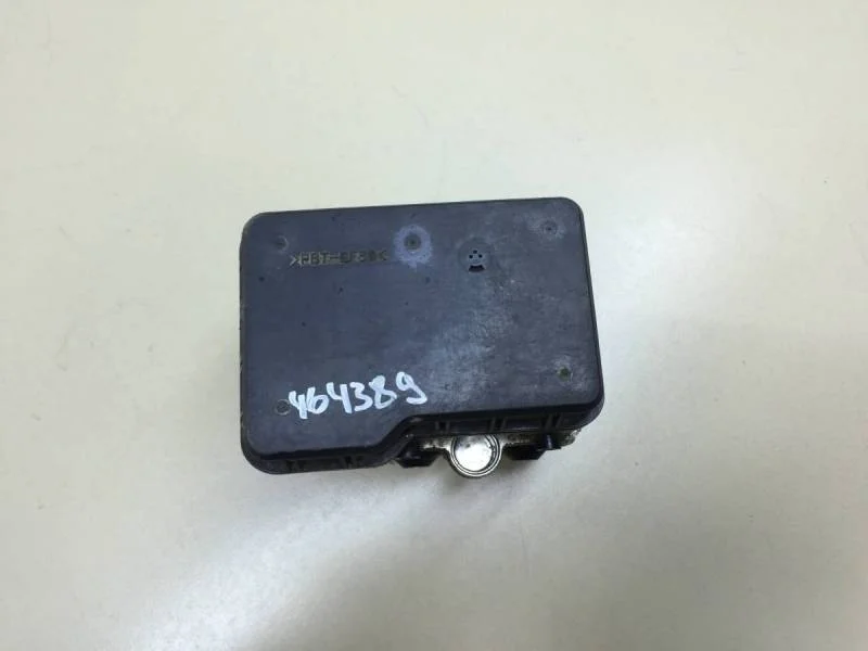 Блок ABS (насос) Toyota Rav 4 (A20) 2000-2005
