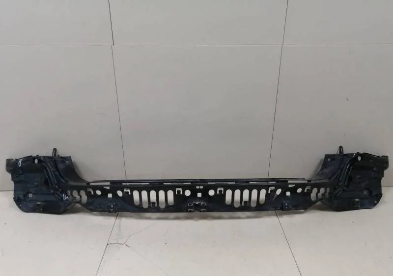 Кронштейн заднего бампера BMW 7-Series F01  2008-2015