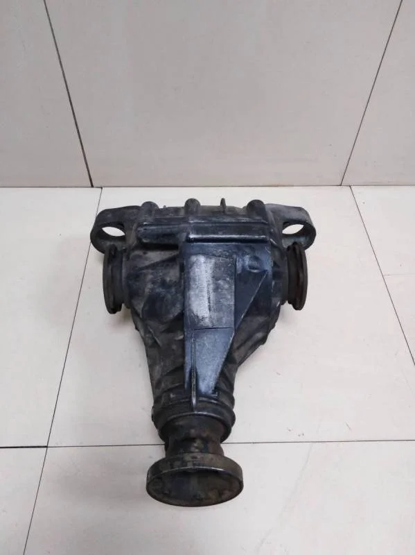 Редуктор заднего моста Volkswagen Touareg (7L) 2002-2010