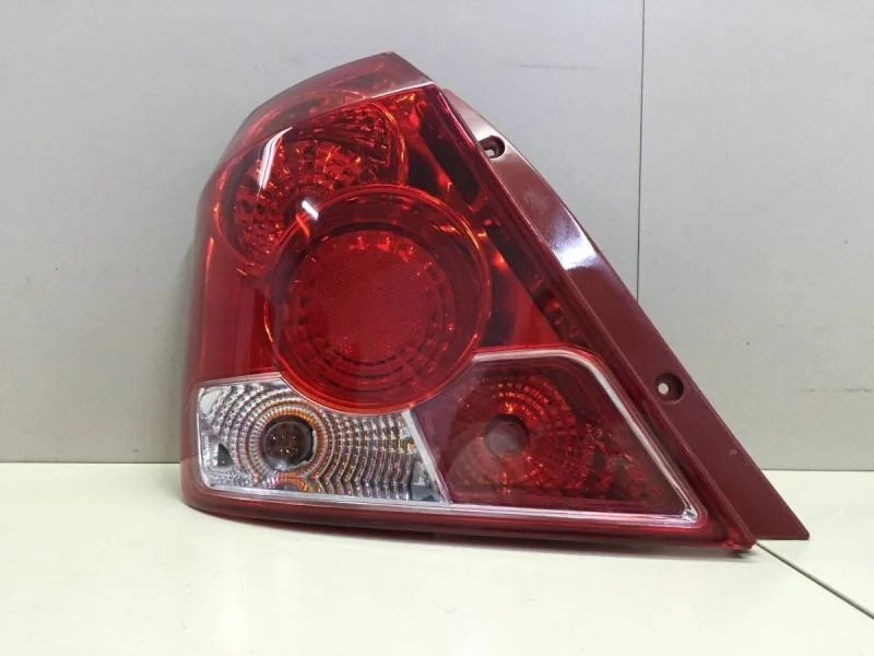 Фонарь задний левый Chevrolet Aveo T200 2003-2008