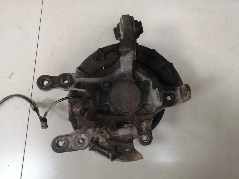 Кулак поворотный задний левый Kia Ceed (ED) 2007-2012