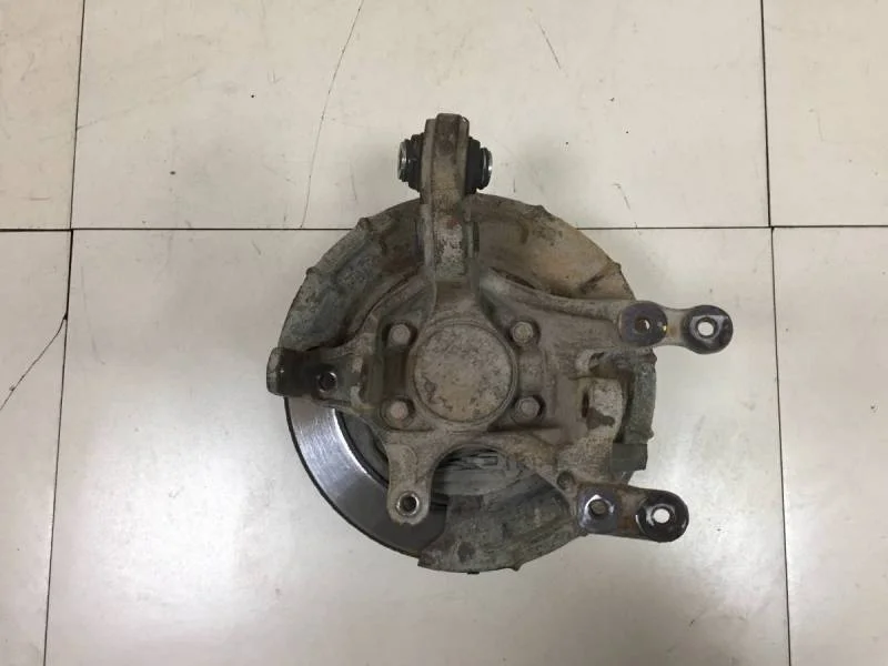 Кулак поворотный задний правый Kia Ceed (ED) 2007-2012