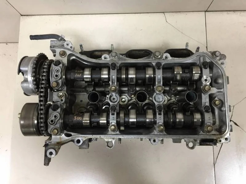 Головка блока цилиндров Lexus RX 300/330/350/400h (XU30) 2003-2009