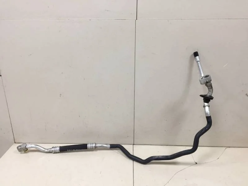 Трубка кондиционера Volkswagen Touareg (7L) 2002-2010