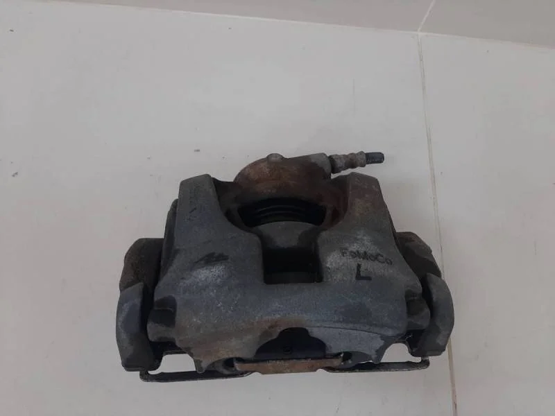 Суппорт передний левый Ford Mondeo 4 2007-2015