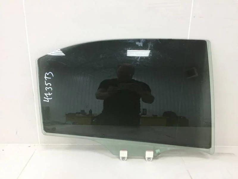 Стекло двери задней правой Honda Accord 7 (CL, CM, CN) 2003-2008