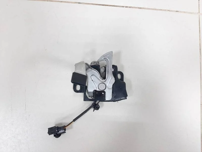 Замок капота Honda Civic 5D 2006-2012