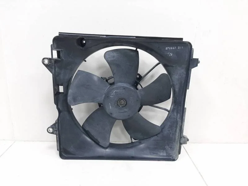 Моторчик вентилятора Honda Civic 5D 2006-2012