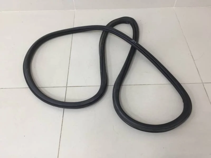 Уплотнитель проема двери задней правой Volkswagen Polo (Sed RUS) 2011>