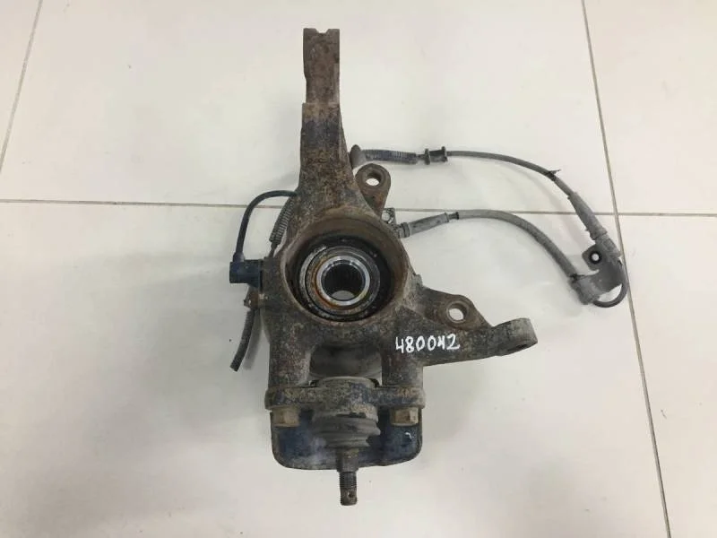 Кулак поворотный передний правый Kia Ceed (ED) 2007-2012