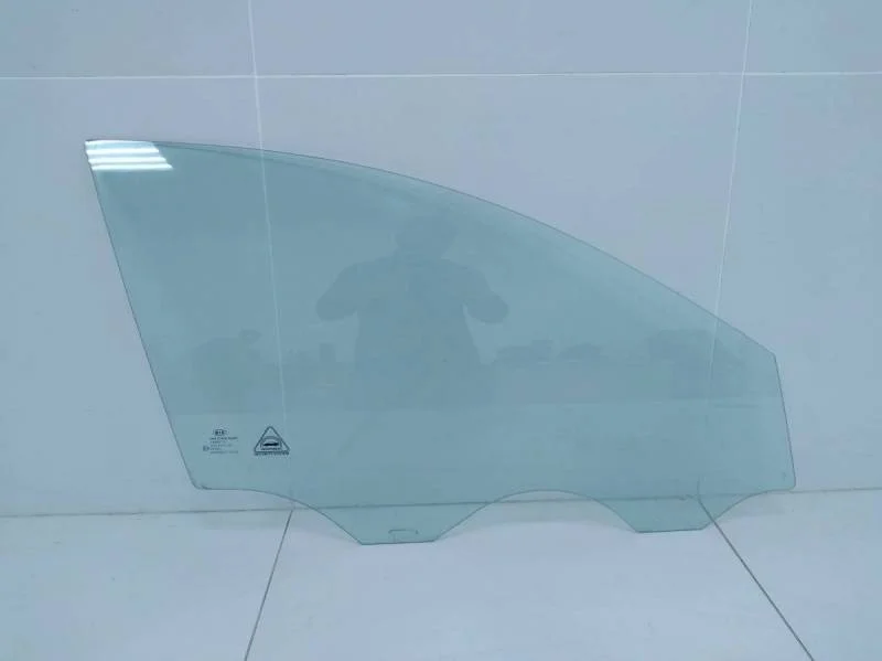 Стекло двери передней правой Kia Ceed (ED) 2007-2012