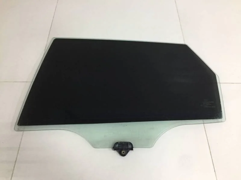 Стекло двери задней левой Kia Ceed (ED) 2007-2012