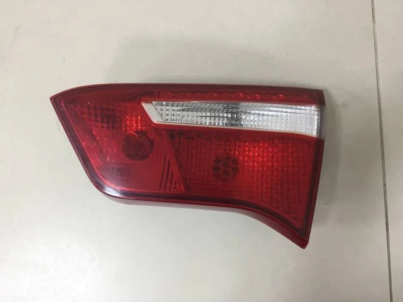 Фонарь задний внутренний правый Kia Rio 3 (UB) 2011-2017