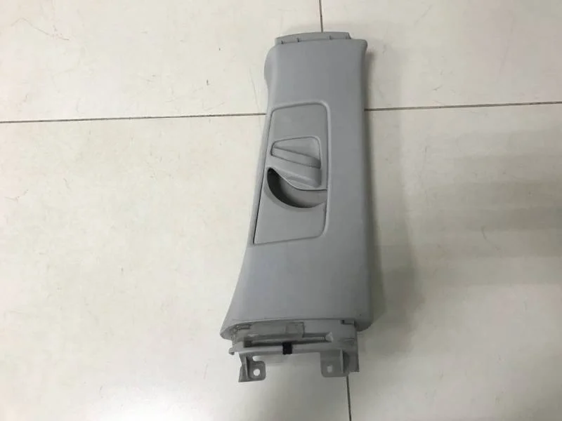 Обшивка стойки Toyota Corolla E150 2006-2013