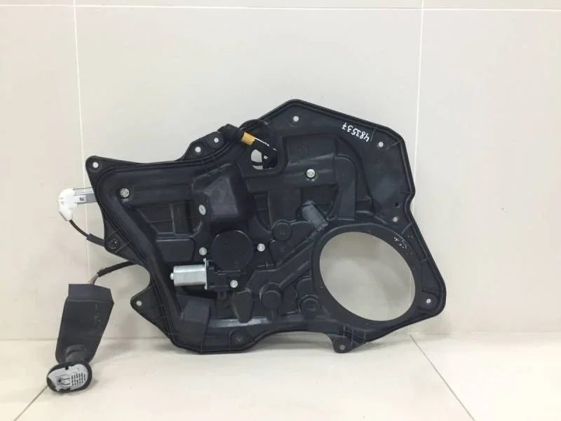 Стеклоподъемник электр. задний правый Mazda Mazda 3 (BL) 2009-2013