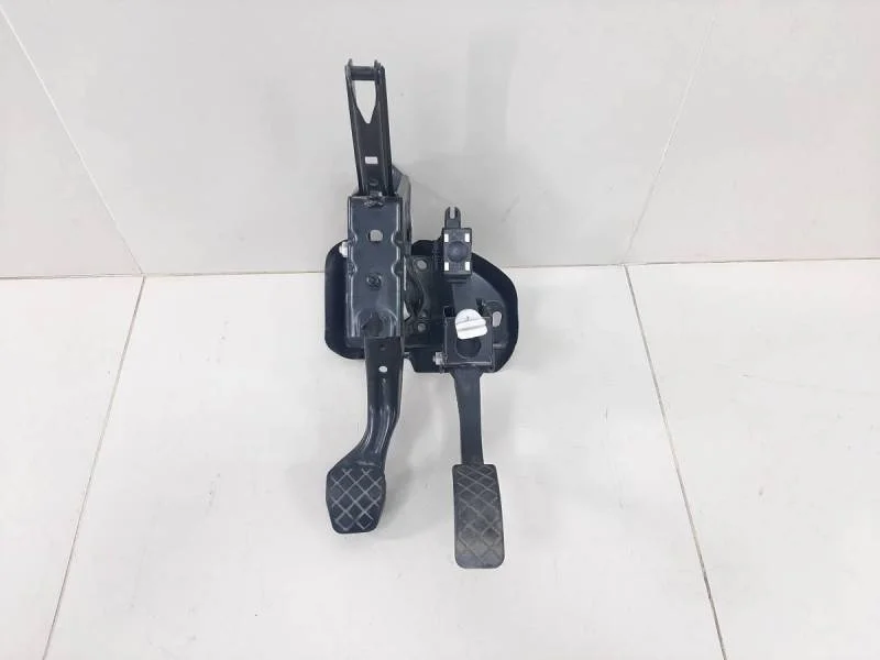 Педаль газа Skoda Octavia (A4 1U-) 2000-2011