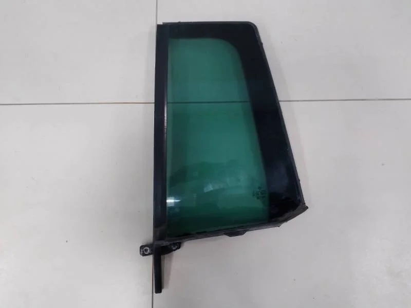 Стекло двери задней левой (форточка) Volkswagen Tiguan (5N2) 2011-2016