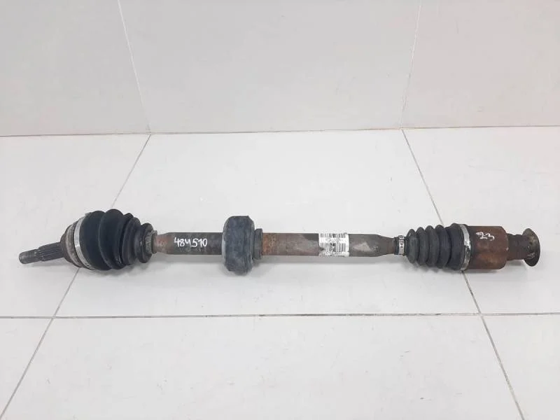 Полуось передняя правая Renault Logan (2) 2014>