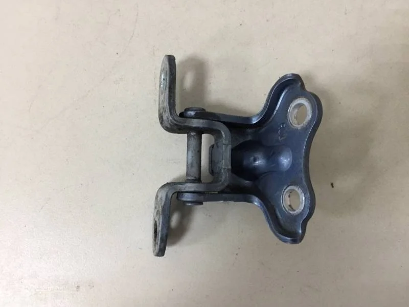 Петля двери задней левой верхняя Kia Rio 3 (UB) 2011-2017