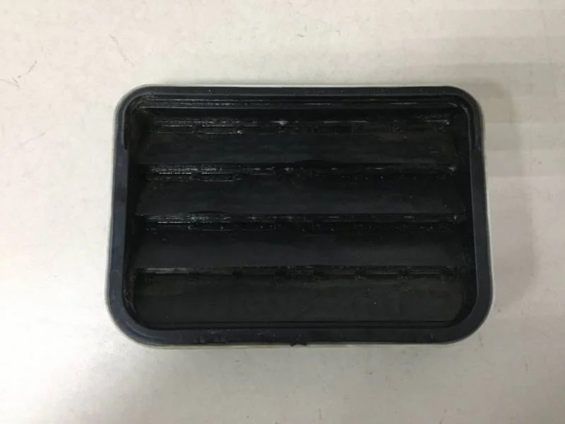 Решетка вентиляционная Volkswagen Touareg (7P) 2010>