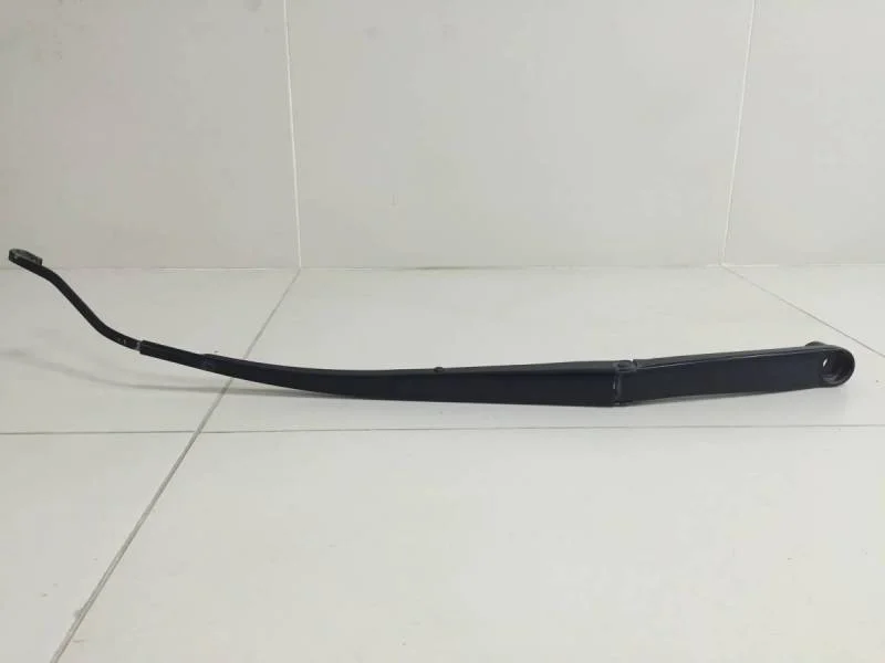 Поводок стеклоочистителя передний правый Hyundai Solaris 2017>