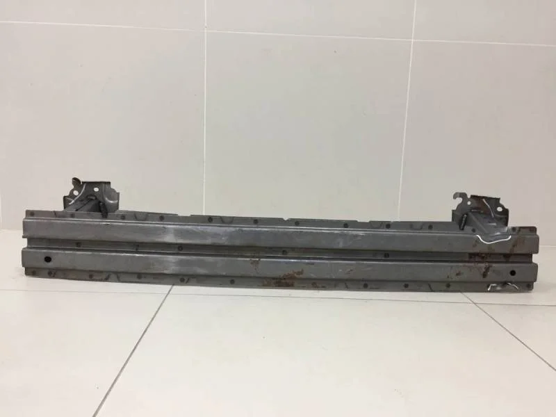 Усилитель переднего бампера Mitsubishi Outlander (GF) 2012>