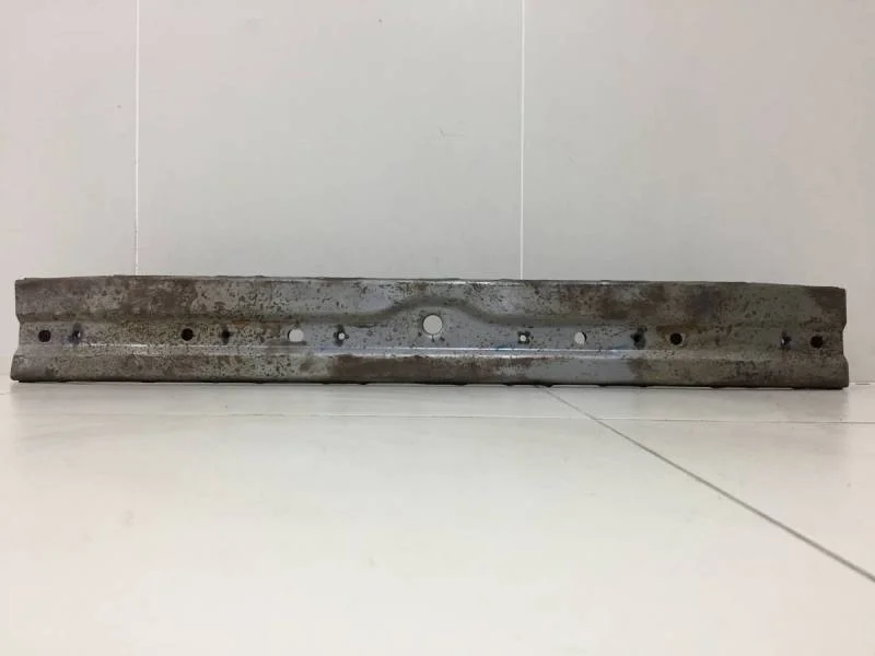 Усилитель переднего бампера Mitsubishi Pajero/Montero Sport (KS) 2015>