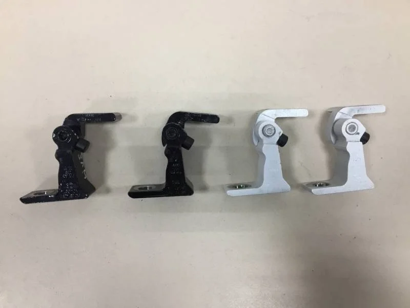 Петля двери Skoda Karoq 2017>