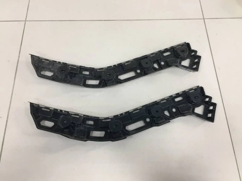 Кронштейн заднего бампера правый Volkswagen Polo (Mk6) 2020>