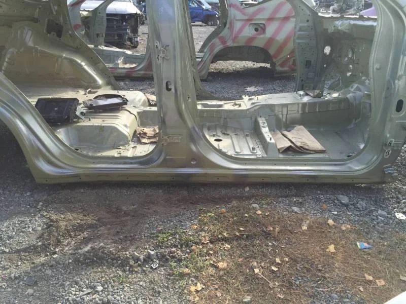 Порог со стойкой правый Mitsubishi Pajero/Montero Sport (KS) 2015>