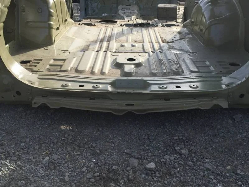 Панель задняя Mitsubishi Pajero/Montero Sport (KS) 2015>