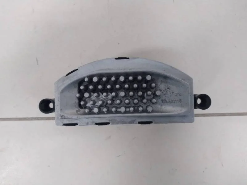 Резистор отопителя Volkswagen Tiguan 2017>