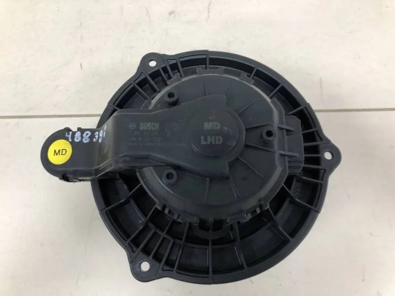 Моторчик отопителя Kia Cerato 2018>