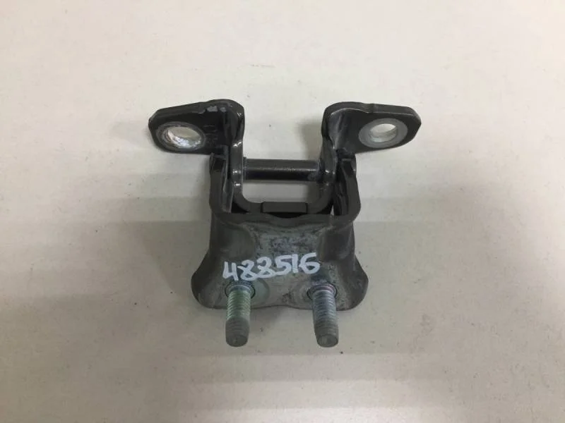 Петля двери задней левой верхняя Mitsubishi Pajero/Montero Sport (KH) 2008-2015