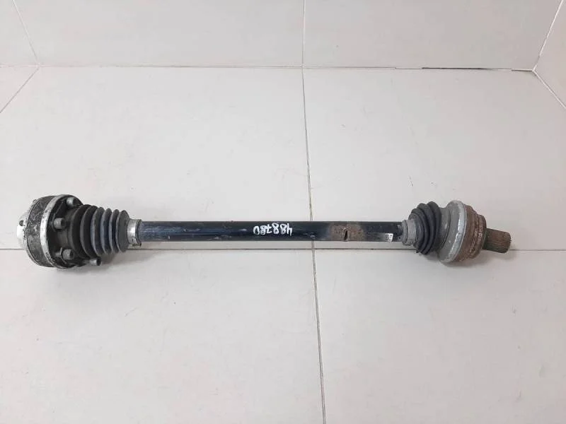 Полуось задняя левая Skoda Kodiaq 2016>