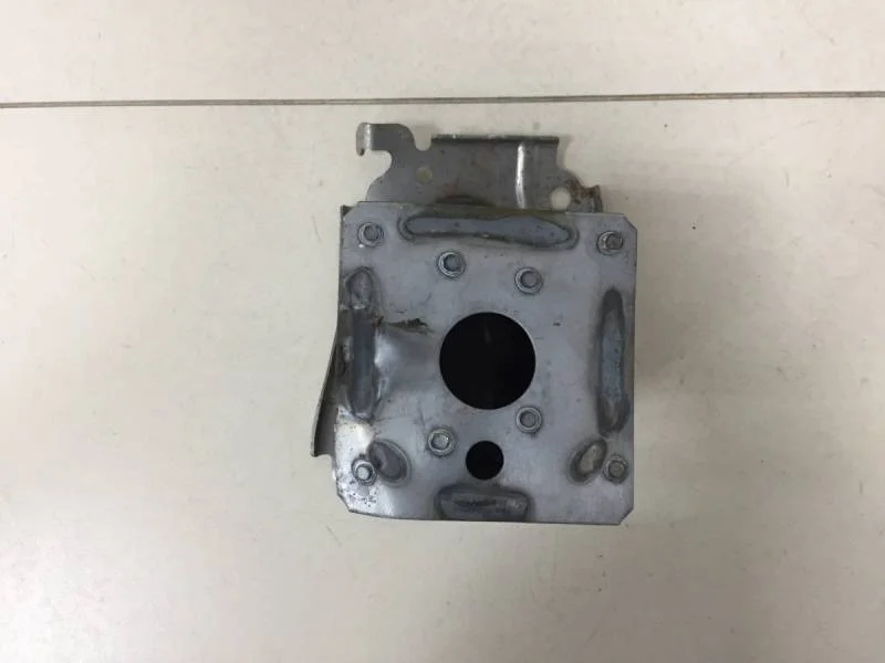 Кронштейн усилителя переднего бампера Mitsubishi Outlander (GF) 2012>