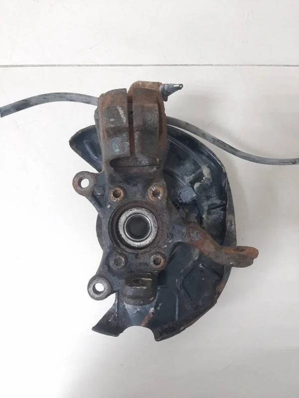 Кулак поворотный передний правый Volkswagen Polo (Mk6) 2020>