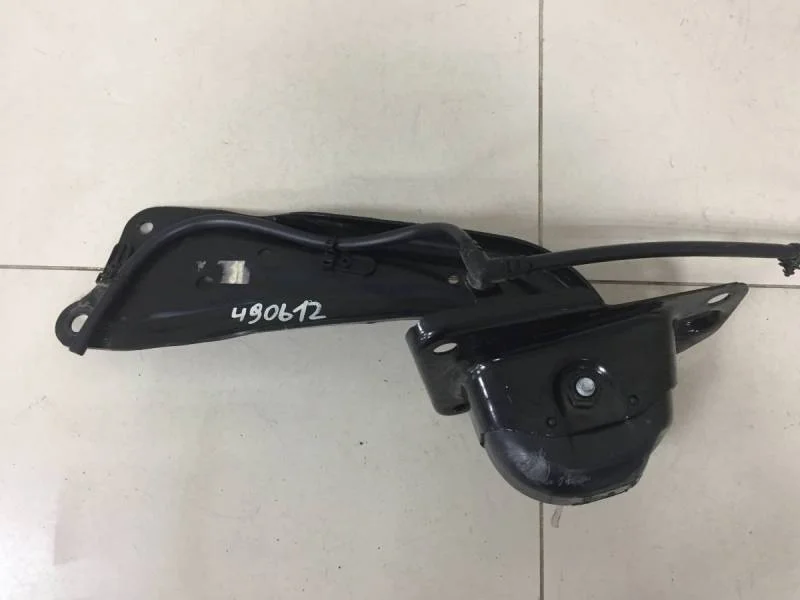 Рычаг задний продольный правый Skoda Karoq 2017>